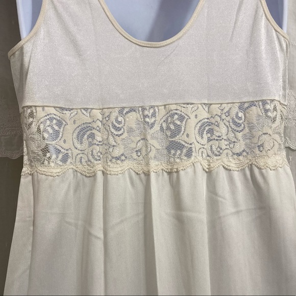❤️ Gorgeous Vintage Lacey Negligee - Picture 7 of 8